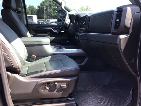 Used 2024 Chevrolet Silverado 2500 LTZ w/ LTZ Plus Package AWD/4WD image 6