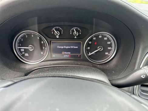 Used 2022 Buick Enclave Essence w/ Experience Buick Package AWD/4WD image 12