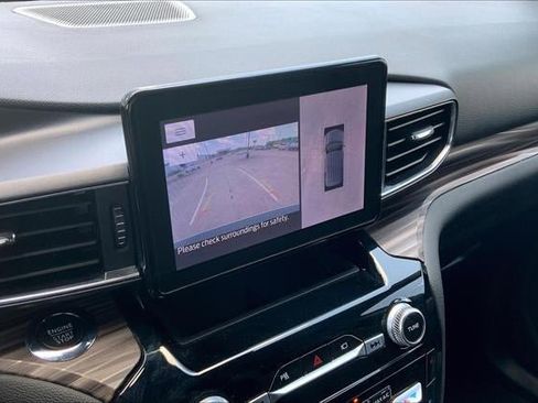 Used 2023 Ford Explorer XLT w/ Equipment Group 202A image 86