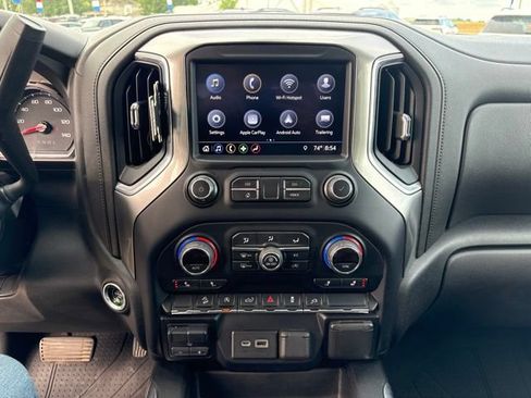 Used 2019 Chevrolet Silverado 1500 LT Trail Boss AWD/4WD image 15