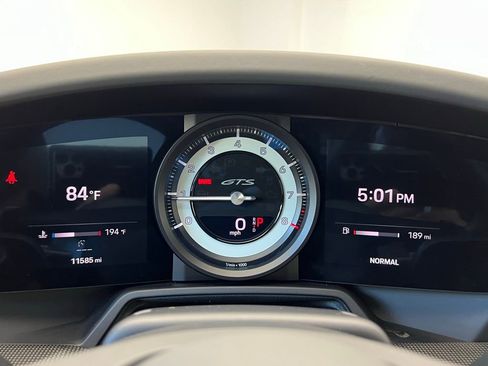 Used 2022 Porsche 911 Targa 4 GTS image 10