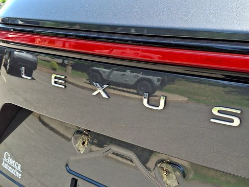 Used 2024 Lexus NX 350h AWD image 31