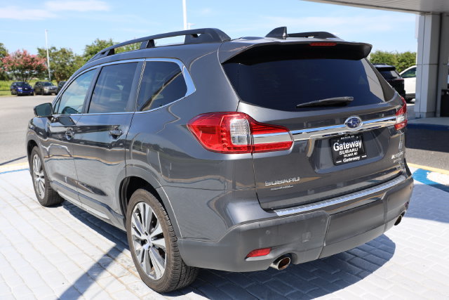 Used 2020 Subaru Ascent Limited w/ Technology Package AWD/4WD image 3