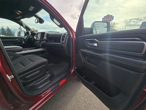 Used 2019 RAM 1500 Big Horn image 11