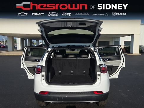 Used 2024 Jeep Compass Limited AWD/4WD image 14