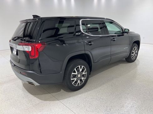 Used 2023 GMC Acadia SLE w/ LPO, Floor Liner Package image 5