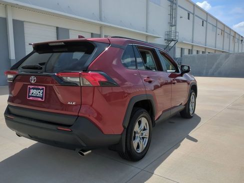 Certified 2025 Toyota RAV4 XLE w/ Convenience Package image 5