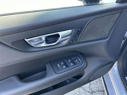 Certified 2025 Volvo S60 B5 Ultra AWD/4WD image 16