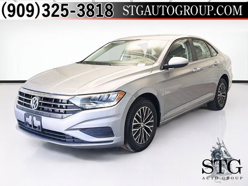 Used 2021 Volkswagen Jetta S image 1