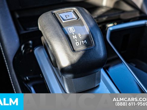 Used 2025 Mitsubishi Outlander SE image 41