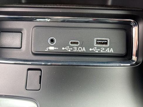 Certified 2025 Subaru Ascent Premium AWD/4WD image 27