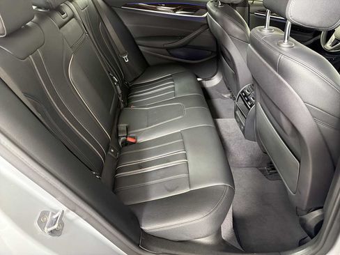 Used 2019 BMW 530e w/ Convenience Package RWD image 13