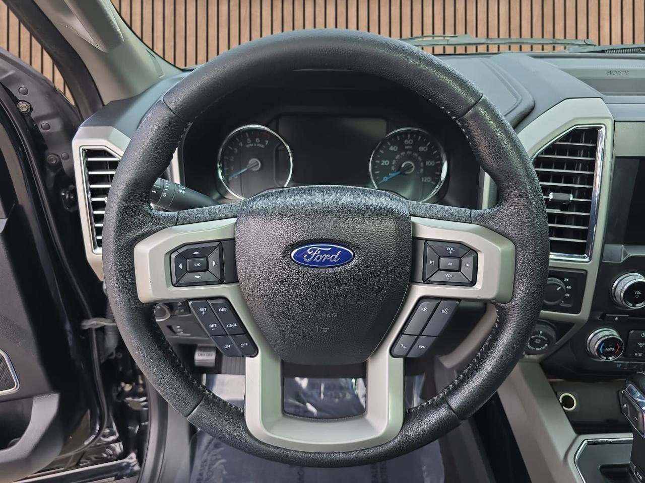 Used 2016 Ford F150 Lariat w/ Equipment Group 501A Mid AWD/4WD image 15