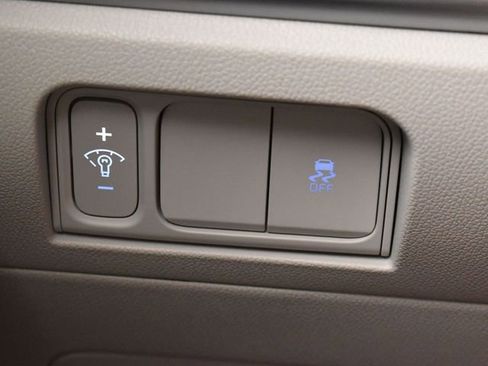 Used 2025 Kia Sorento S w/ Panoramic Sunroof Package image 24