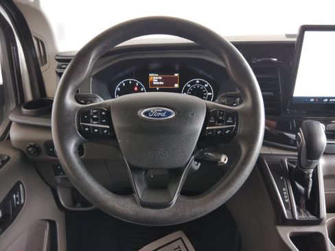 Used 2023 Ford Transit 350 XLT RWD image 22
