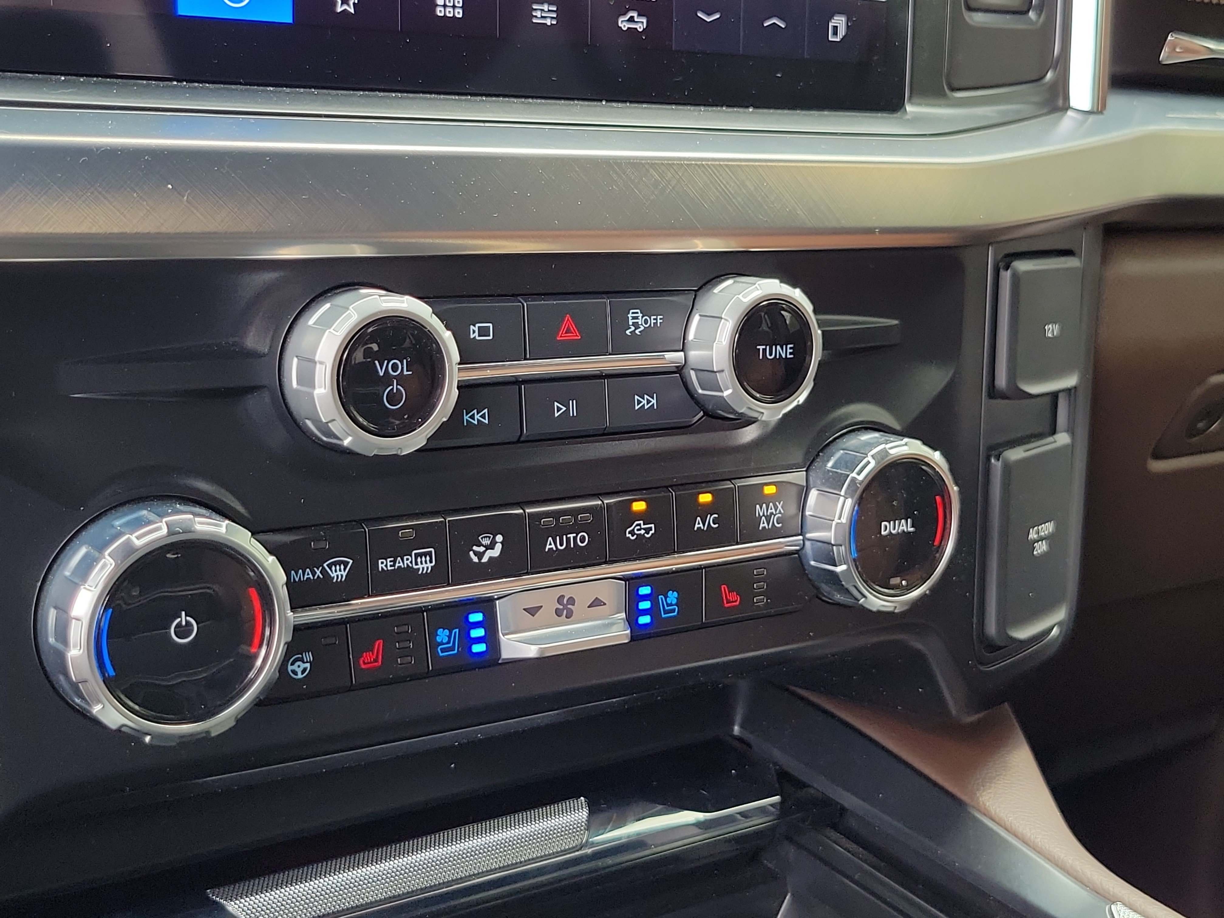 Used 2025 Ford F250 King Ranch AWD/4WD image 10