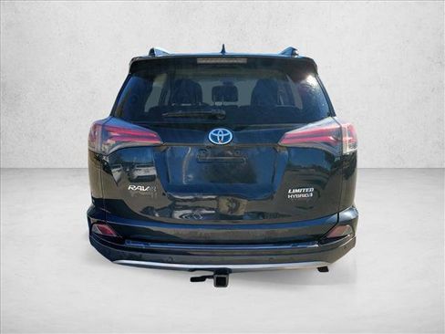 Used 2017 Toyota RAV4 Limited image 6