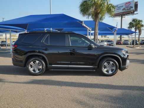 Used 2026 Honda Pilot EX-L image 8