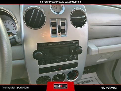 Used 2009 Chrysler PT Cruiser Touring FWD image 18