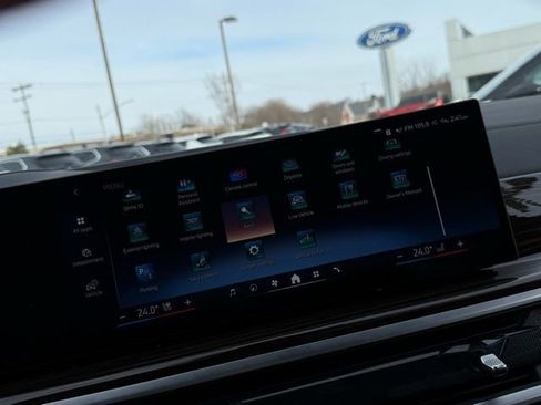 Used 2025 BMW X5 xDrive40i w/ Premium Enhanced Package image 27