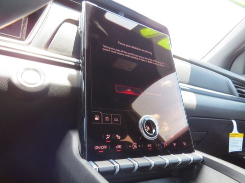 New 2026 GMC Terrain Elevation image 26