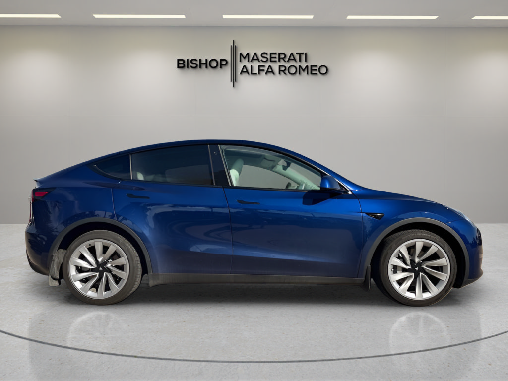 Used 2023 Tesla Model Y Long Range AWD/4WD image 5