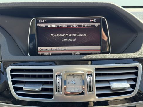 Used 2014 Mercedes-Benz E 350 Sedan image 41