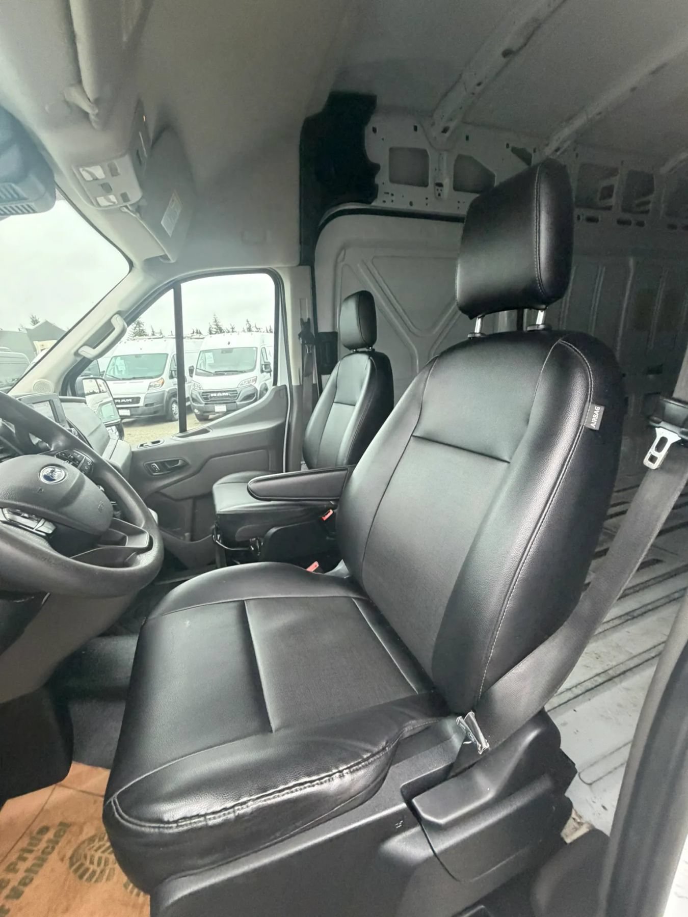Used 2022 Ford Transit 250 148 High Roof Extended AWD image 26