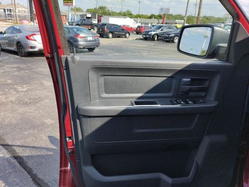Used 2012 RAM 1500 Express RWD image 34