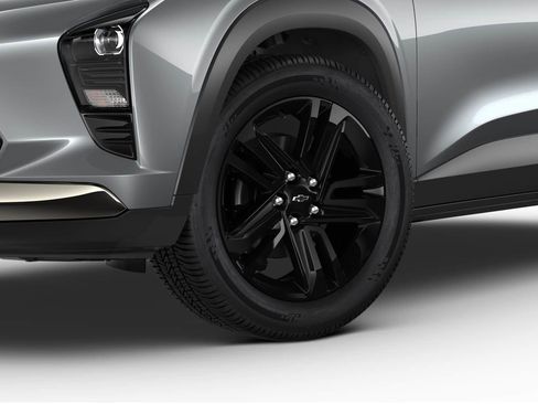 New 2026 Chevrolet Trax ACTIV w/ Sunroof Package FWD image 4