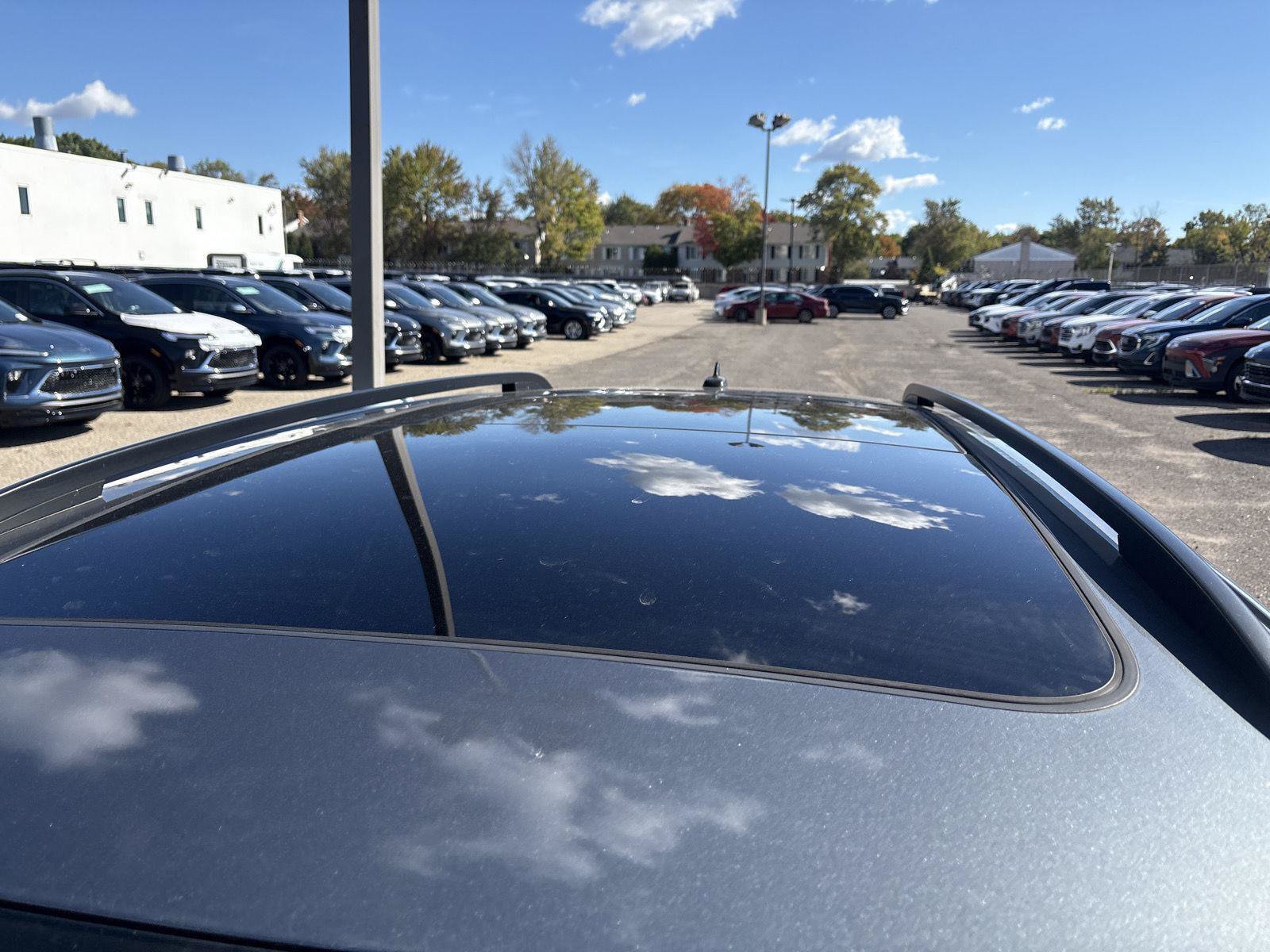 Used 2017 Volkswagen Golf SE FWD image 9