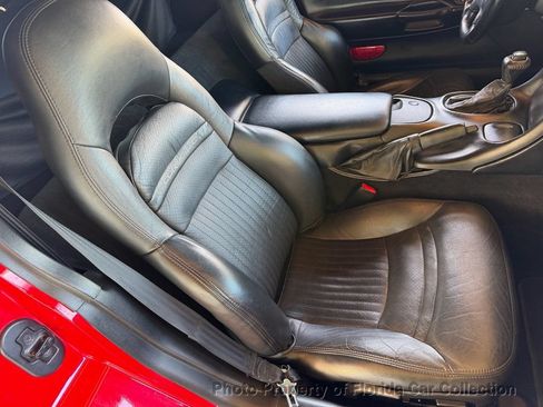 Used 1999 Chevrolet Corvette Coupe w/ Performance Handling Pkg RWD image 32
