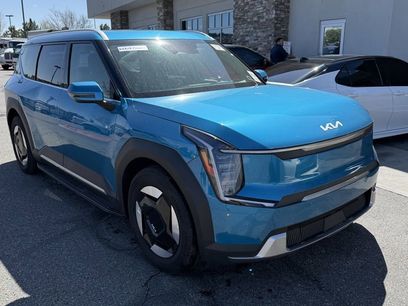 Used 2025 Kia EV9 Wind