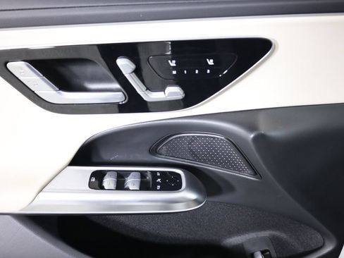 Certified 2025 Mercedes-Benz E 450 4MATIC Sedan image 9
