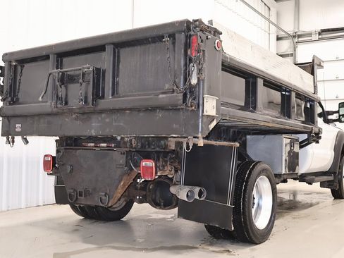 Used 2016 Ford F550 4x4 Regular Cab Super Duty image 9