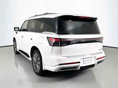 Used 2025 INFINITI QX80 Luxe w/ Exterior Package AWD/4WD image 3