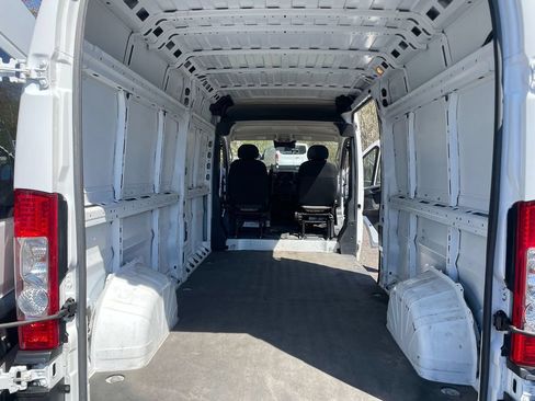 Used 2023 RAM ProMaster 2500 FWD image 21