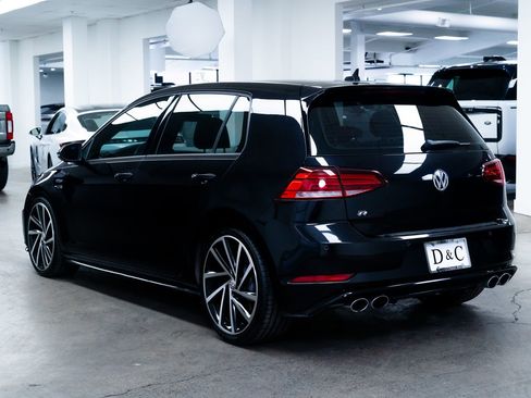 Used 2019 Volkswagen Golf R 4-Door image 3