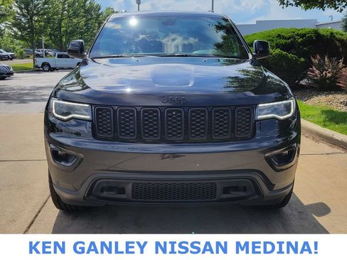 Used 2021 Jeep Grand Cherokee Freedom Edition AWD/4WD image 8