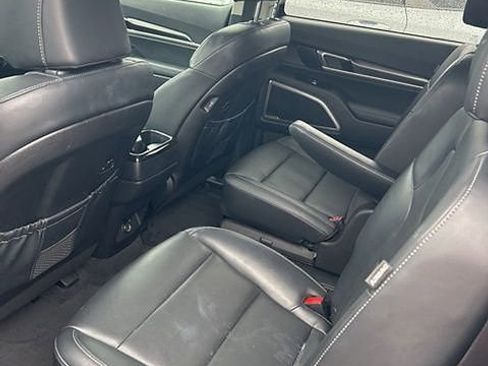 Used 2024 Kia Telluride S w/ S Sunroof Package image 16