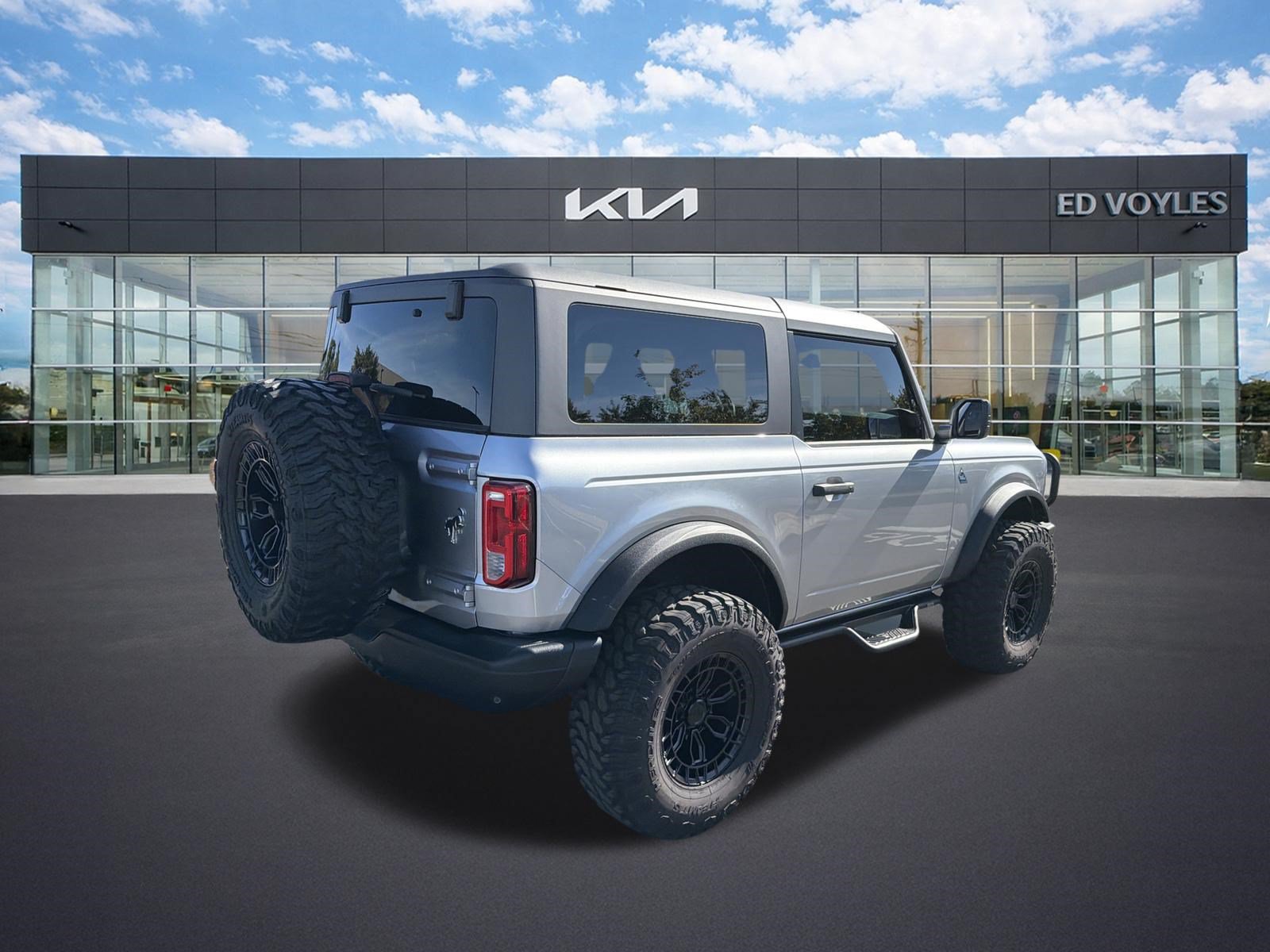 Used 2024 Ford Bronco Black Diamond AWD/4WD image 7