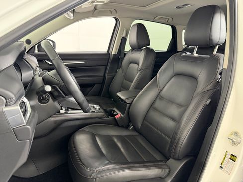 Used 2023 MAZDA CX-5 AWD 2.5 S w/ Premium Plus Pkg image 4