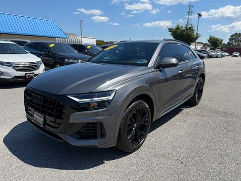 Used 2020 Audi Q8 Premium w/ Black Optic Package AWD/4WD image 4