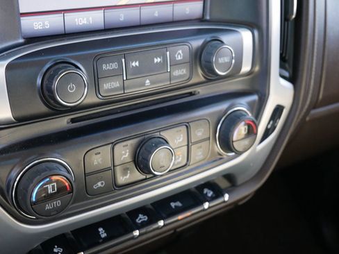 Used 2015 GMC Sierra 1500 SLT w/ SLT Preferred Package image 19