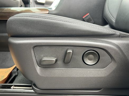 Used 2024 Chevrolet Silverado 1500 RST w/ Convenience Package II image 20