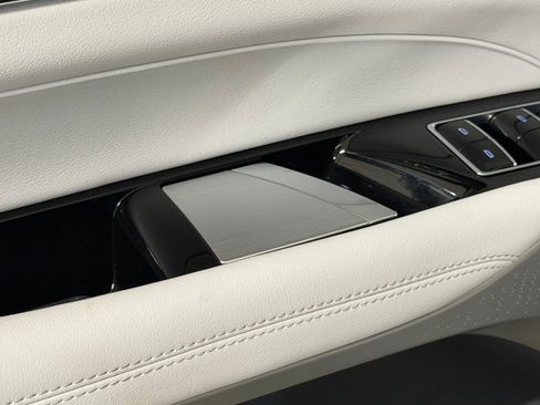 Certified 2024 Cadillac Lyriq Luxury RWD image 26
