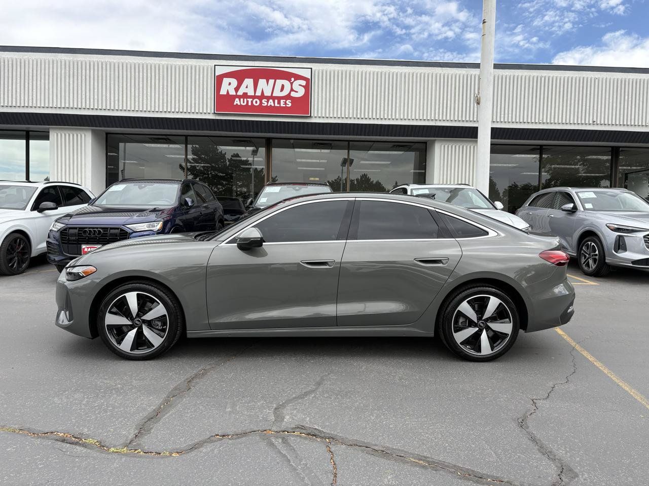 Used 2025 Audi A5 2.0T Premium Plus AWD/4WD image 17