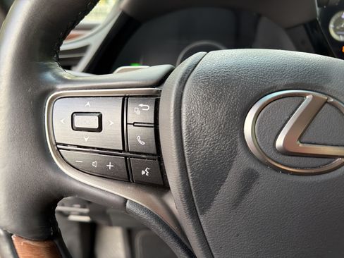 Certified 2024 Lexus ES 300h Ultra Luxury w/ Accessory Package (Z2) FWD image 18