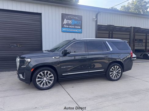 Used 2021 GMC Yukon Denali w/ Denali Ultimate Package AWD/4WD image 3