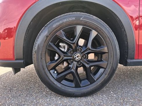 Used 2024 Honda HR-V Sport image 17